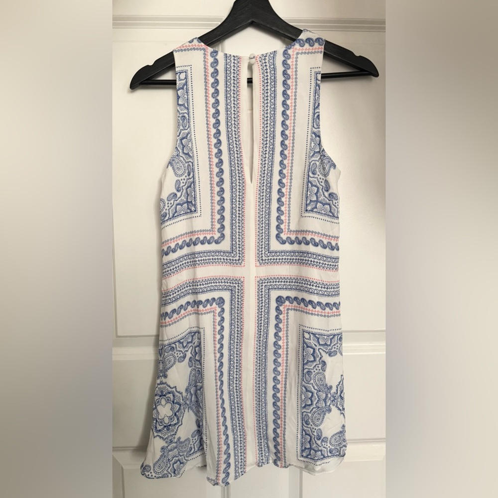 White Paisley Patterned High Neck Tank Tunic Top - Picture 8 of 12